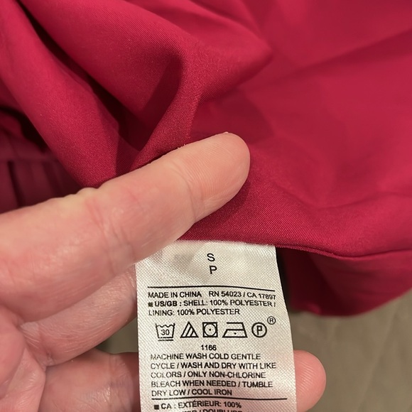 Banana Republic Elegant Berry Crystal Pleated Midi Dress/NWT/S - Picture 12 of 13